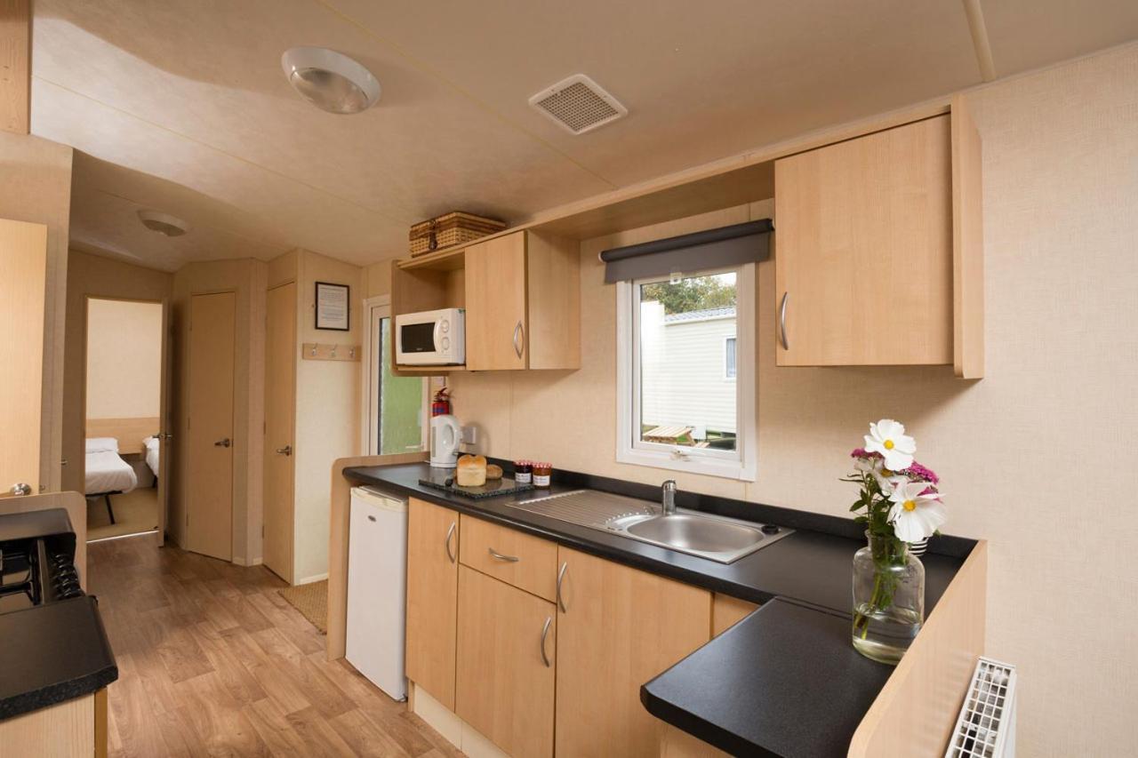 Newperran Holiday Park Ньюки Экстерьер фото